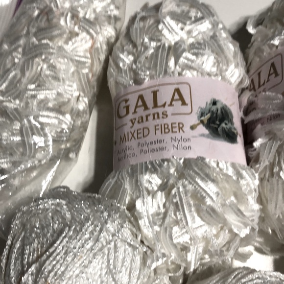 11+ 🌸NEW🌸. YARN ALL WHITE Or Tangled re-Banded - Picture 8 of 8